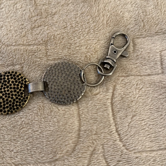 EUC Adjustable Tricolor Chain Belt - Picture 5 of 9